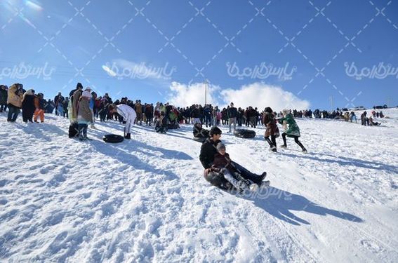 تصویر با کیفیت تیوپ سواری