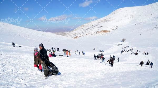 دانلودتصویر  با کیفیت تیوپ سواری