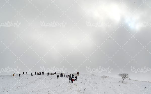 دانلود تصویر با کیفیت تیوپ سواری