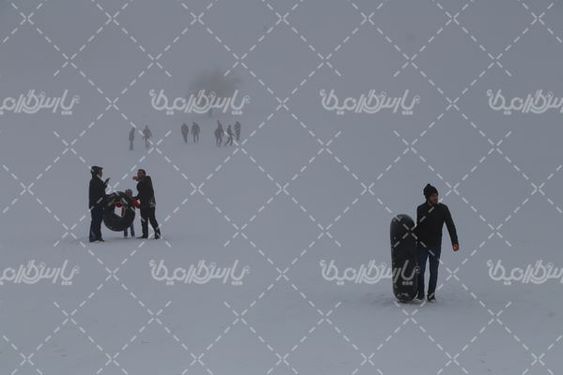 دانلود عکس با کیفیت  تیوپ سواری