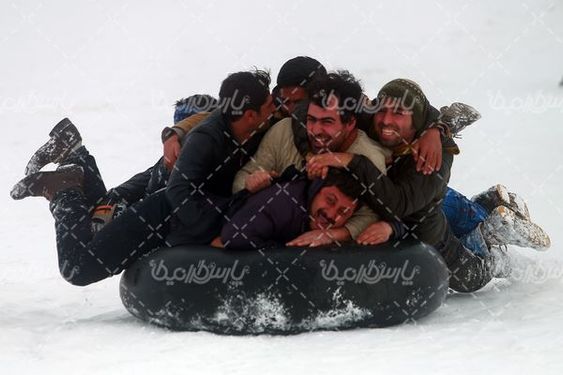 عکس با کیفیت تیوپ سواری