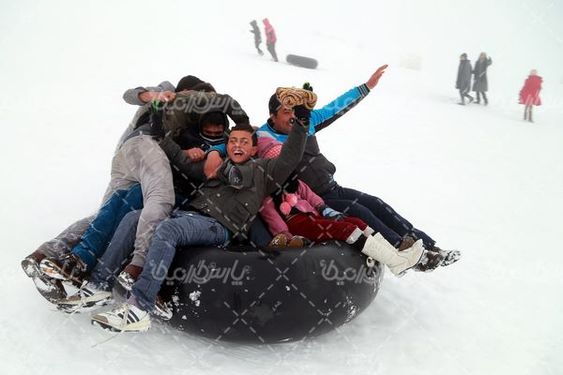 عکس با کیفیت تیوپ سواری