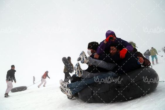 تصویر  با کیفیت تیوپ سواری