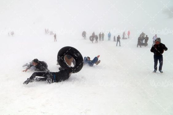 تصویر  با کیفیت تیوپ سواری