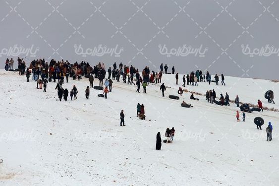 تصویر  با کیفیت تیوپ سواری