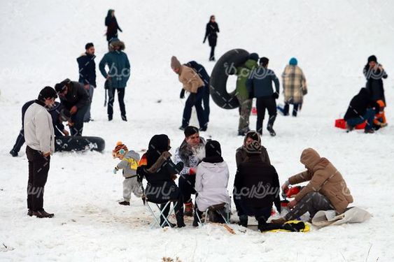 تصویر  با کیفیت تیوپ سواری