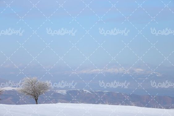 چشم انداز زیبای برفی