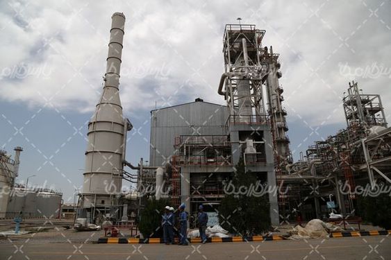 عکس کارخانه پتروشیمی