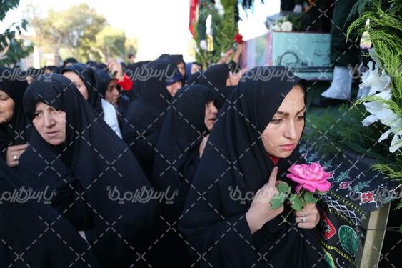 تصویربا کیفیت  مراسم تشییع پیکر شهید گمنام