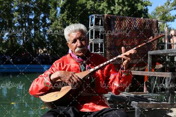 نوازنده محلی