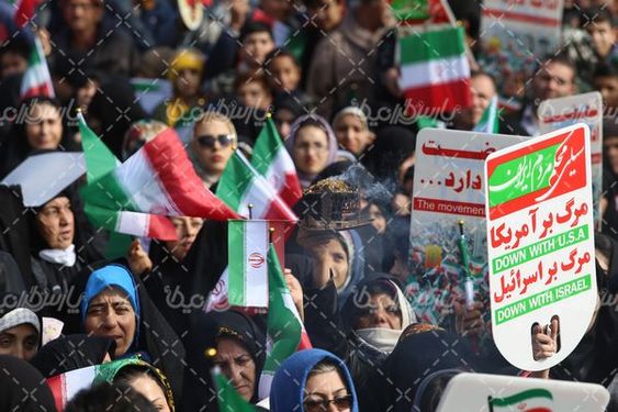 راهپیمایی  22 بهمن  و حضور پررنگ بانوان