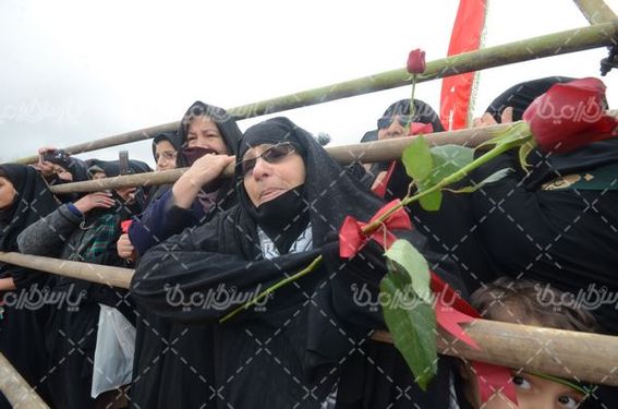 تصویر با کیفیت  خاک سپاری شهید گمنام