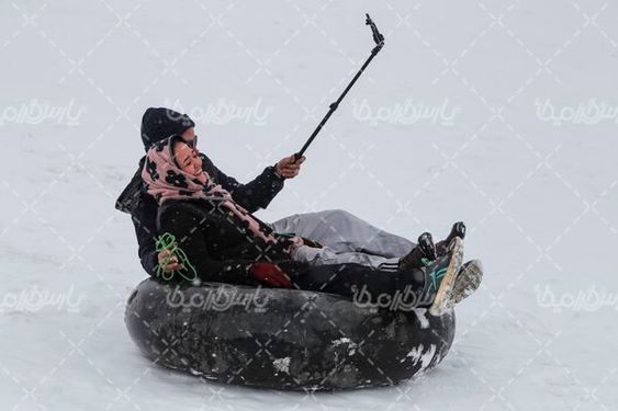 تصویر با کیفیت تیوپ سواری