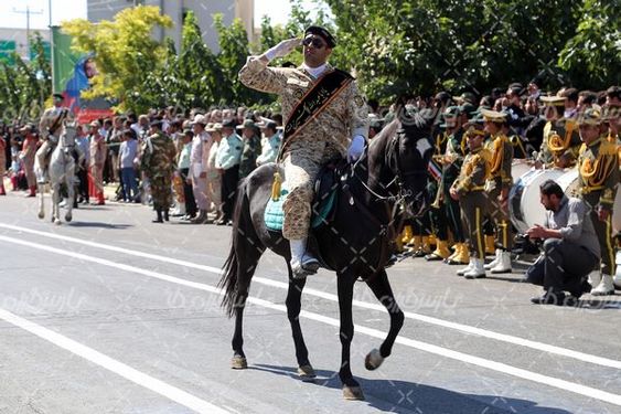 رژه یگان اسب سوار ارتش