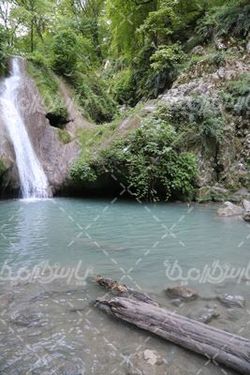 تصویر با کیفیت آبشار