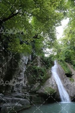 تصویر با کیفیت آبشار
