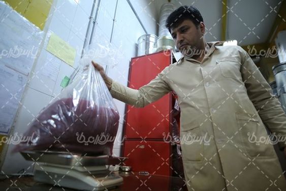 کارخانه بسته بندی زعفران