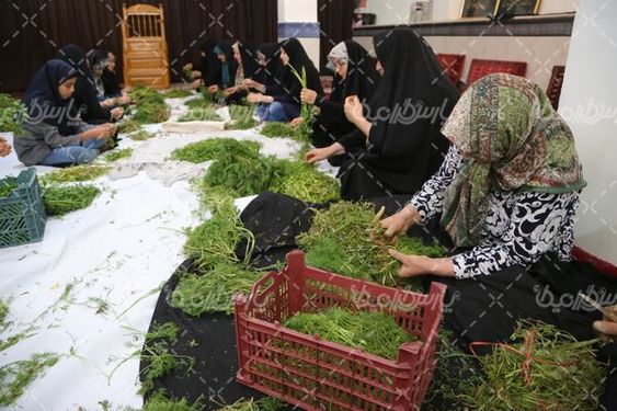 تهیه آش نذری