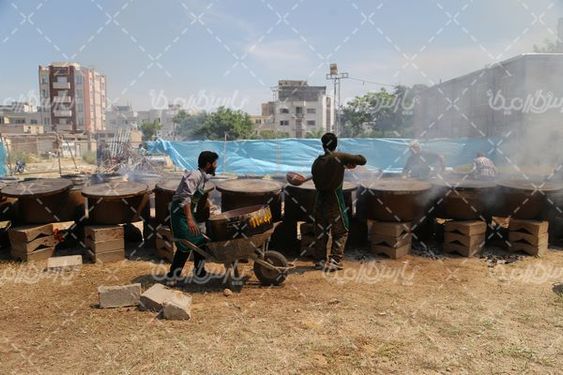 تصویر تهیه آش نذری