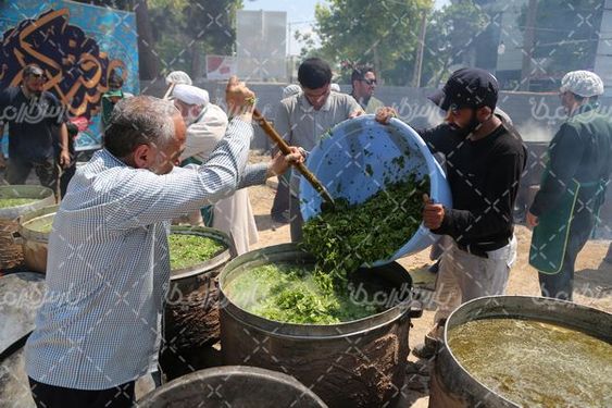 پخت آش نذری