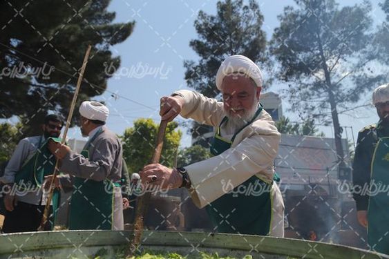 پخت آش نذری