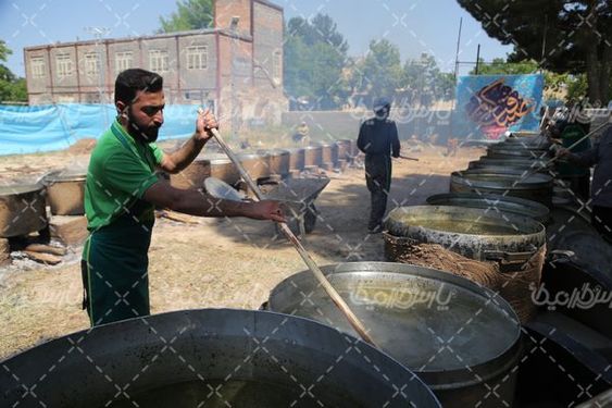 پخت غذای نذری