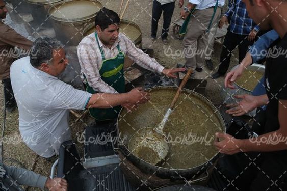 پخت غذای نذری