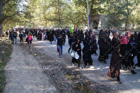 تصویر پیاده روی مشهد