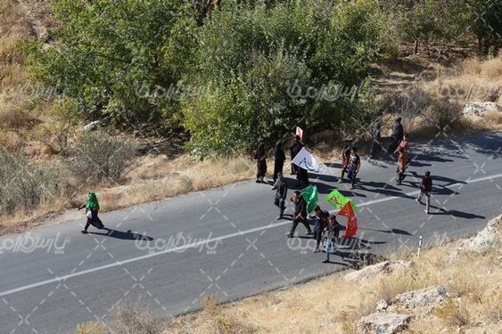 تصویر پیاده روی مشهد