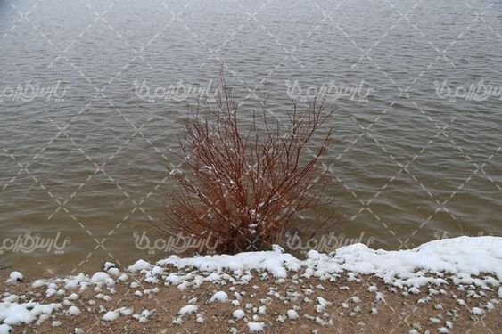 تصویر با کیفیت دریاچه برفی