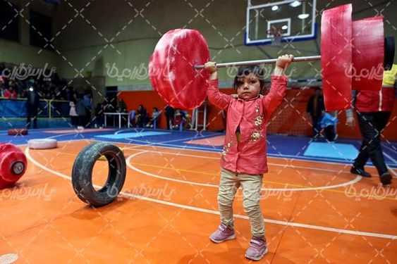 رقابت قوی ترین مردان کوچک