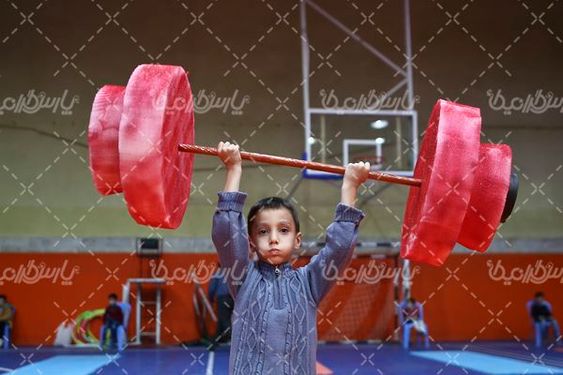 رقابت قوی ترین مردان کوچک