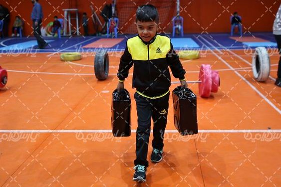 رقابت قوی ترین مردان کوچک