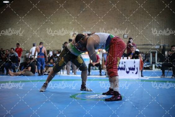 تصویر با کیفیت کشتی پهلوانی