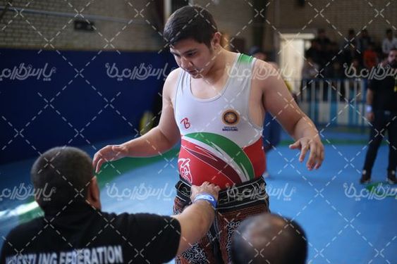 تصویر با کیفیت کشتی پهلوانی