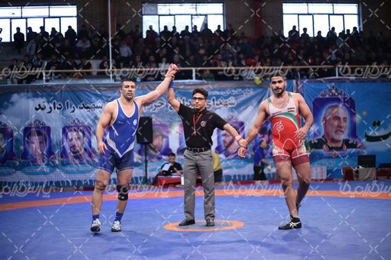 مسابقه کشتی