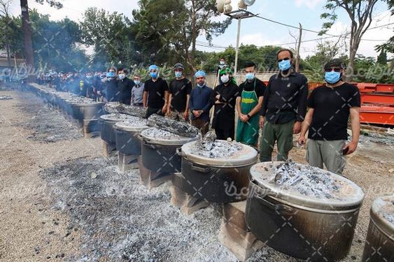 پخت غذای نذری ظهرعاشورا