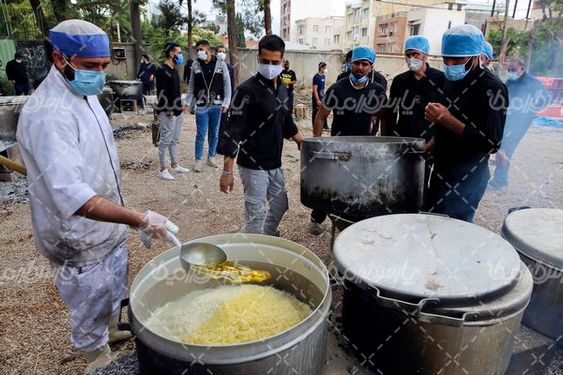 پخت غذای نذری ظهرعاشورا