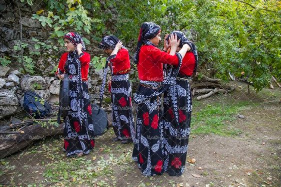 لباس های سنتی زنان کرد