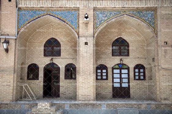 محیط مسجد عمادالدوله