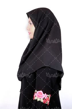 زن با حجاب ایرانی
