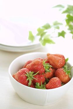 میوه فروشی توت فرنگی