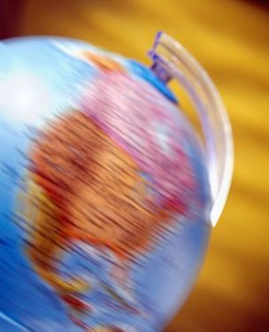 کره زمین چرخش جهان دنیا 2