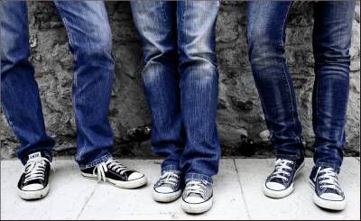 پوشاک شلوار لی کفش