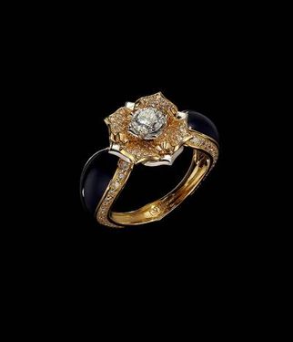 جواهرات انگشتر طلا نگین دار الماس