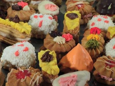 شیرینی نخودی قنادی