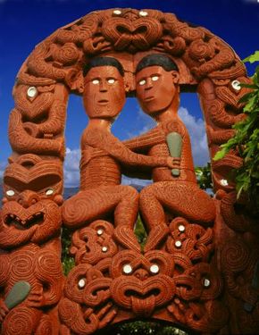 مجسمه توریست گردشگری