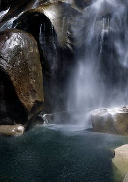 صخره سنگ آب آبشار