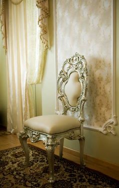 مبل سلطنتی دکوراسیون داخلی پرده