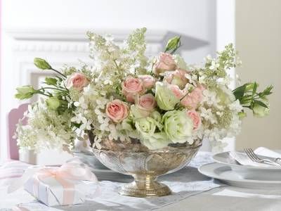 تالار پذیرایی تزئینات گل گلدان